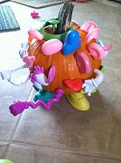 Click image for larger version

Name:	potato head 1.jpg
Views:	60
Size:	55.8 KB
ID:	982592